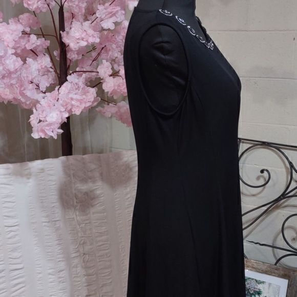 Connected Apparel Sleeveless Black Dress with Front Collar Detail Sz 12P - Picture 4 of 8